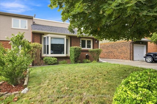 2564 Mainroyal Street, Mississauga