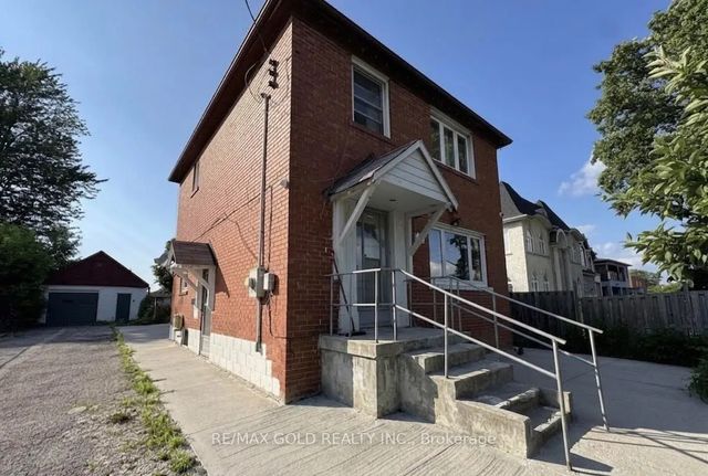 15 Scarboro Street, Mississauga
