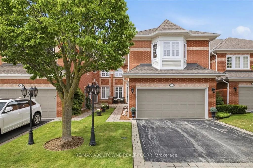 2145 Country Club Drive 7, Burlington