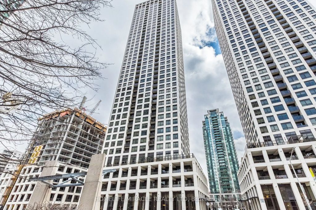30 Elm Drive 3802, Mississauga