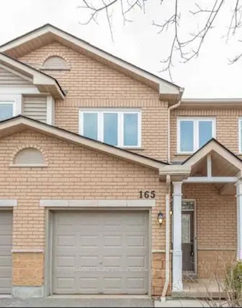 833 Scollard Court 165, Mississauga