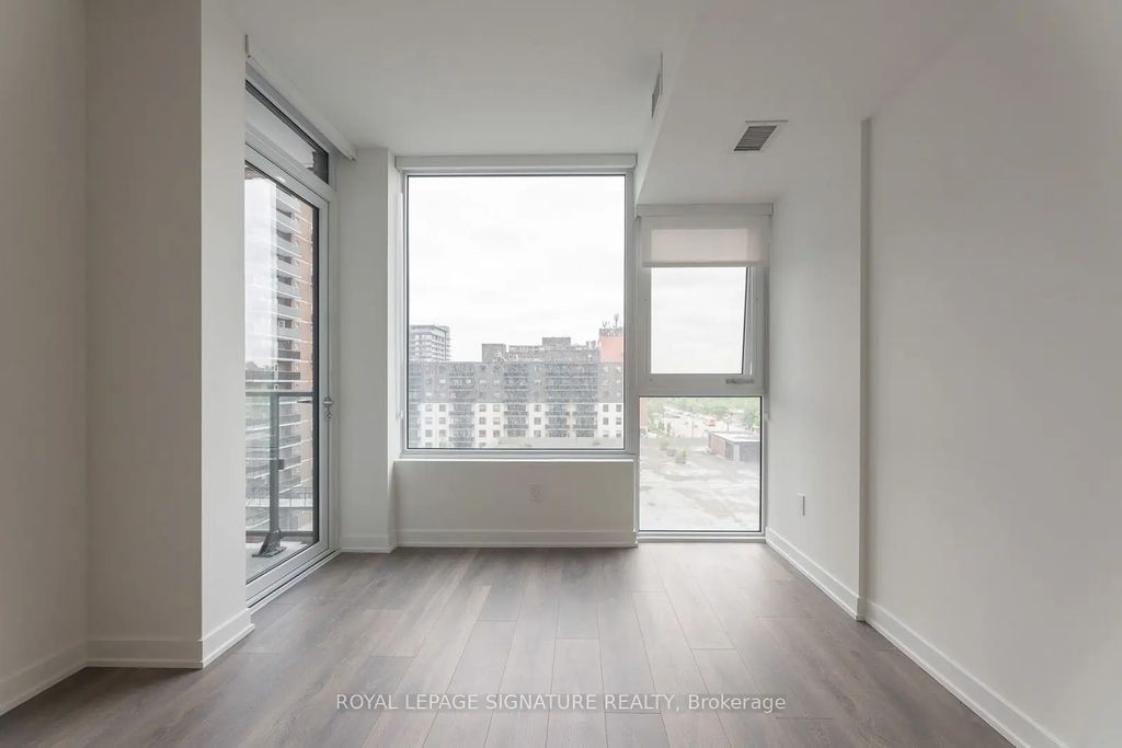 28 Ann Street 518, Mississauga