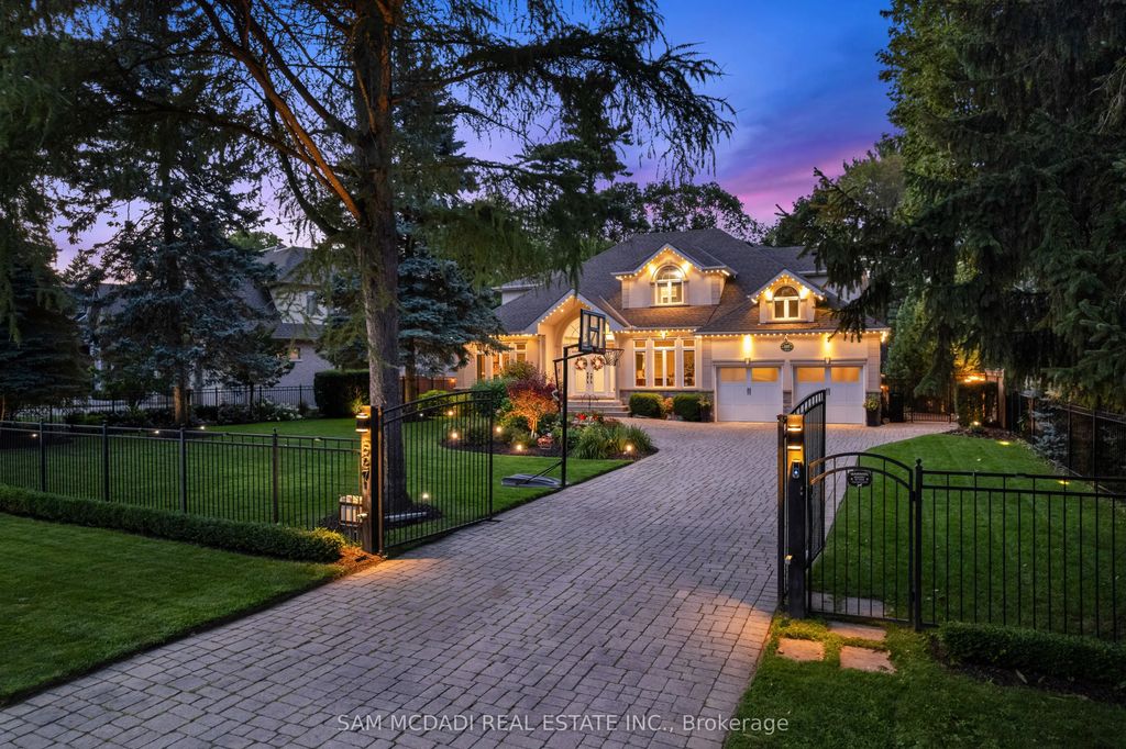 527 Meadow Wood Road, Mississauga