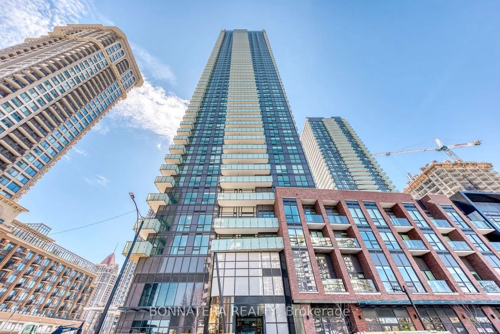 430 Square One Drive W 3008, Mississauga