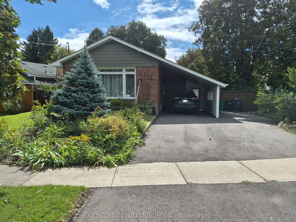 40 Meadowland Drive, Brampton