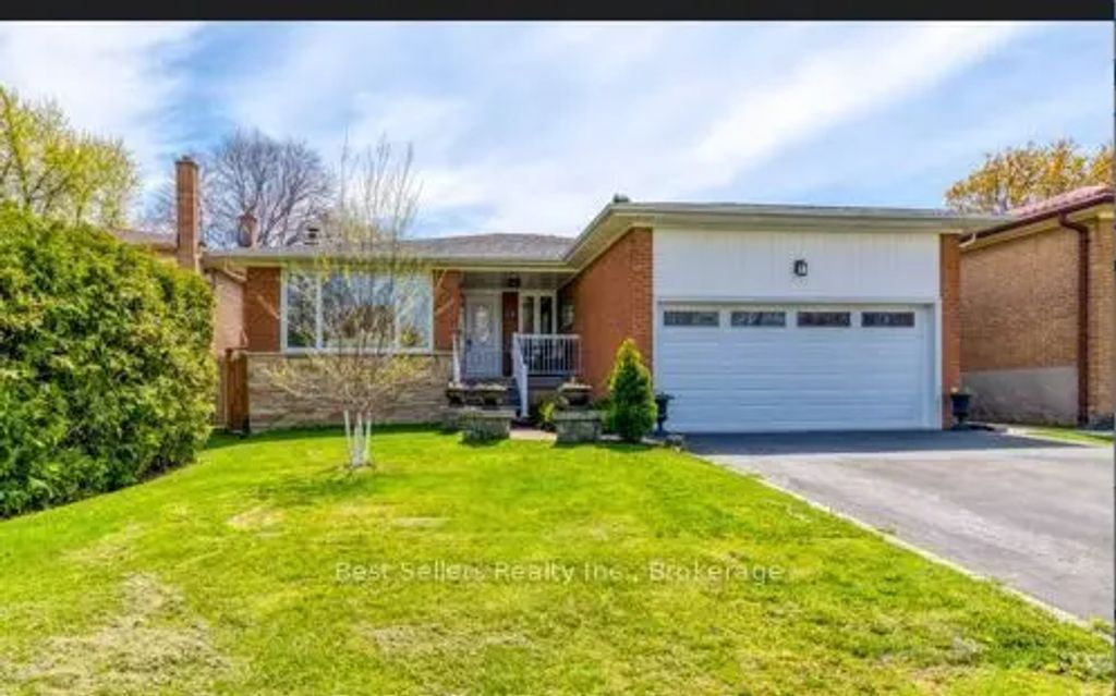 12 Bowshelm Court, Mississauga
