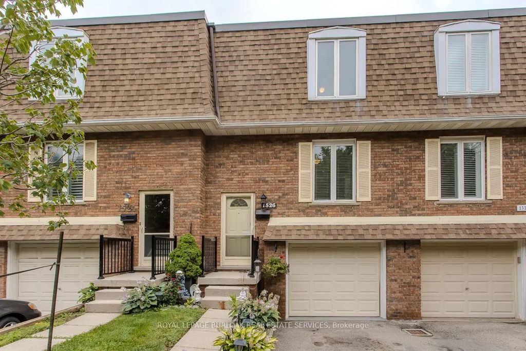 1526 Westminster Place, Burlington