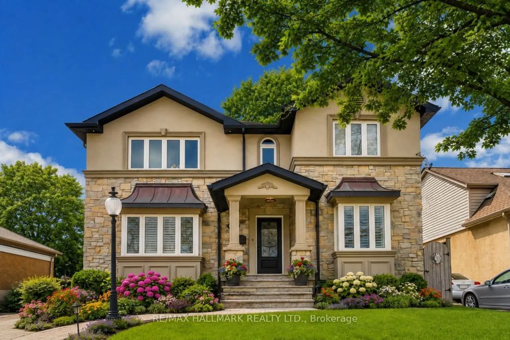 76 Ashbourne Drive, Toronto W08