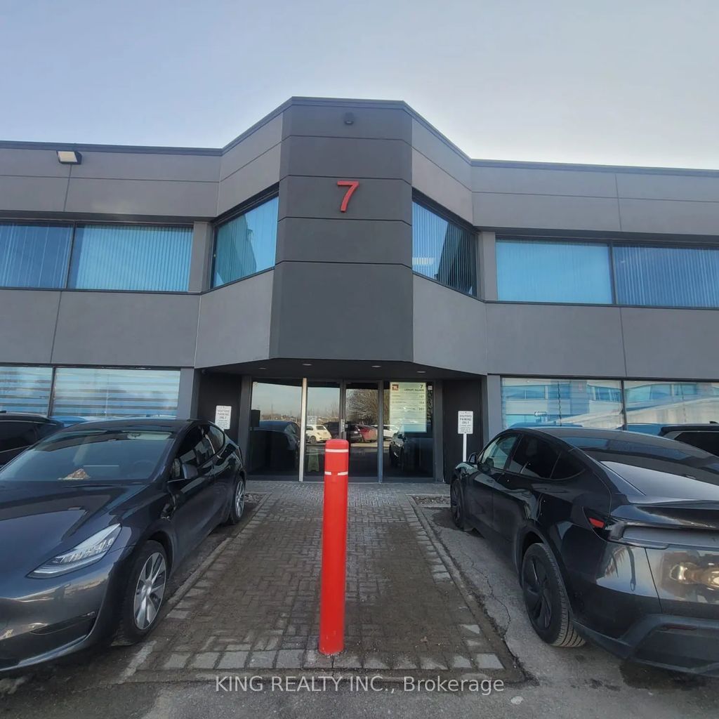 2600 Skymark Avenue 7-104, Mississauga