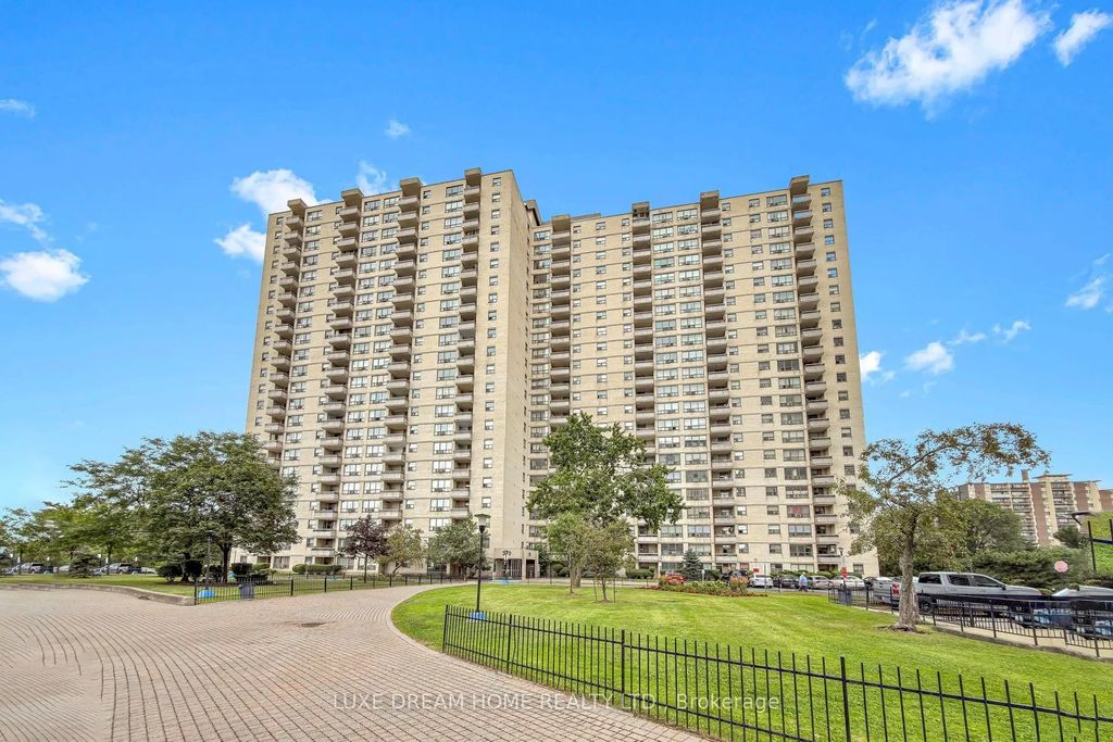 370 Dixon Road 409, Toronto W09