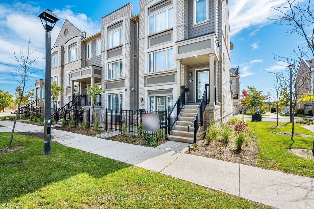 1 Beckenrose Court 153, Brampton
