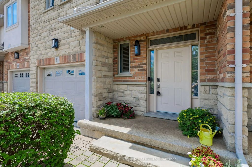 5151 Upper Middle Road 11, Burlington