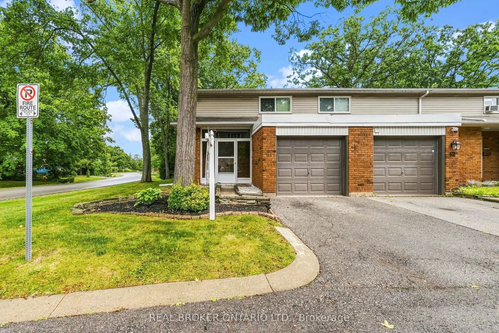 1270 Gainsborough Drive 61, Oakville