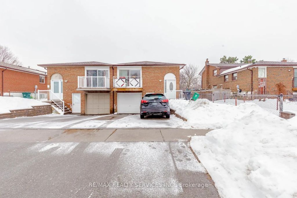 127 Mill Street N Basement, Brampton