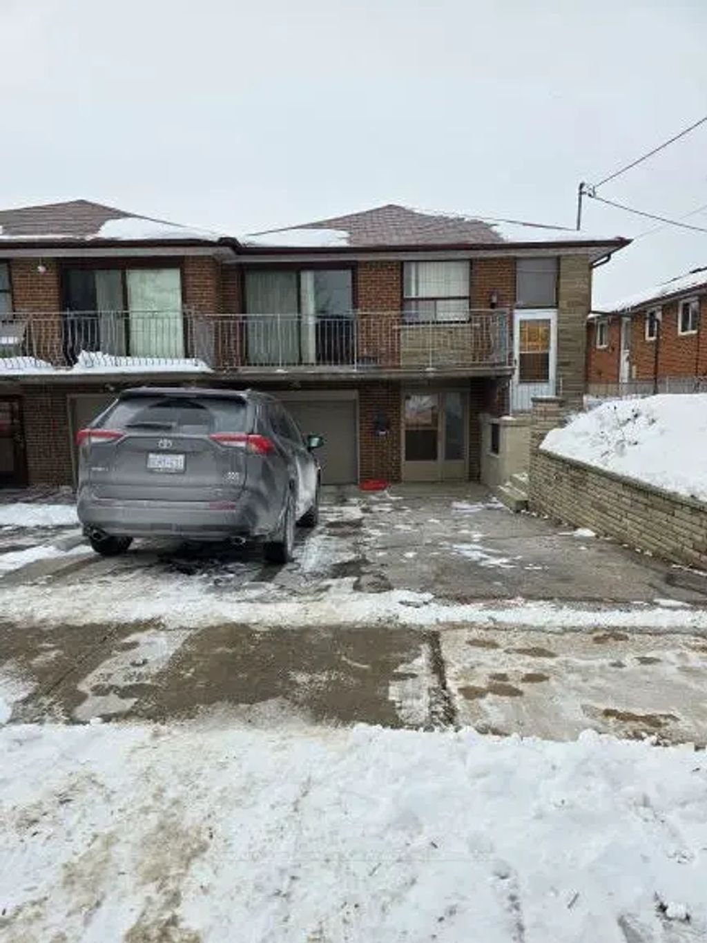12 Bamford Crescent, Toronto W05