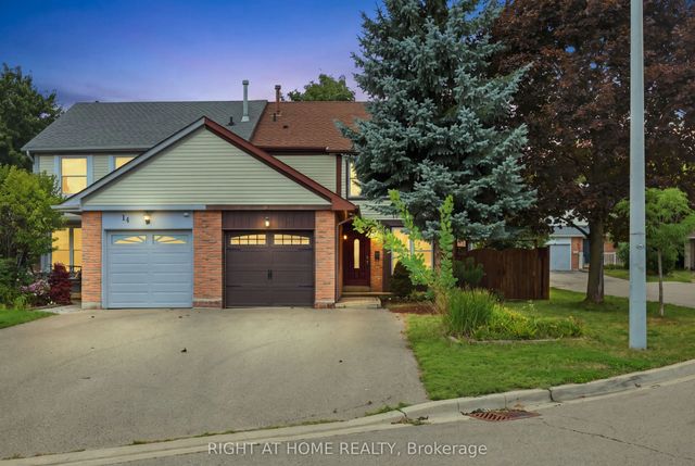 16 Kindle Court, Brampton