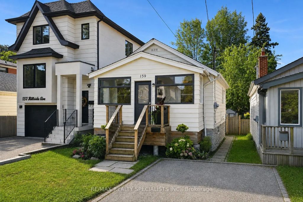 159 Hillside Avenue, Toronto W06