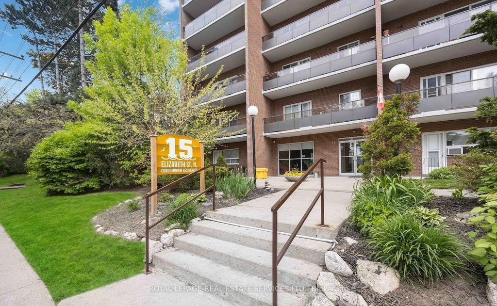 15 Elizabeth Street N 203, Mississauga