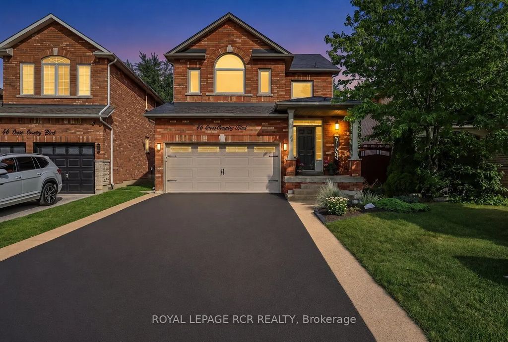 46 Cross Country Boulevard, Caledon