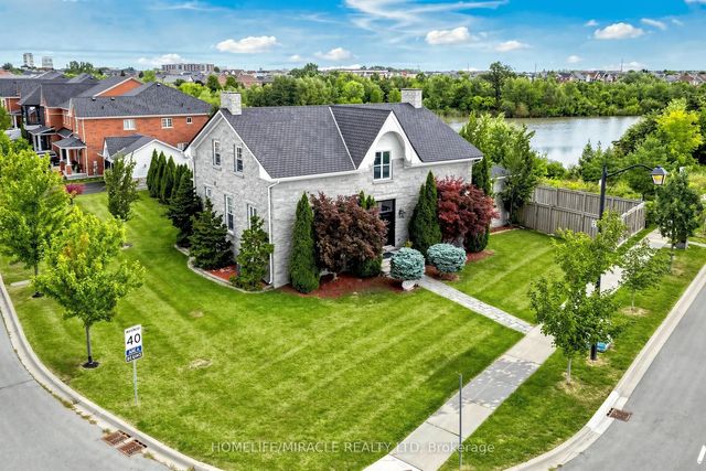 477 Savoline Boulevard, Milton