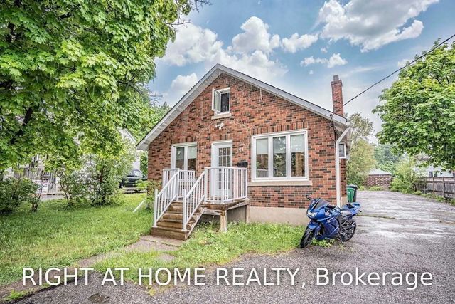 271 Queen Street, Brampton