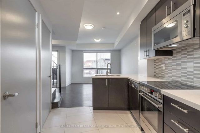 332 High Park Avenue 303, Toronto W02