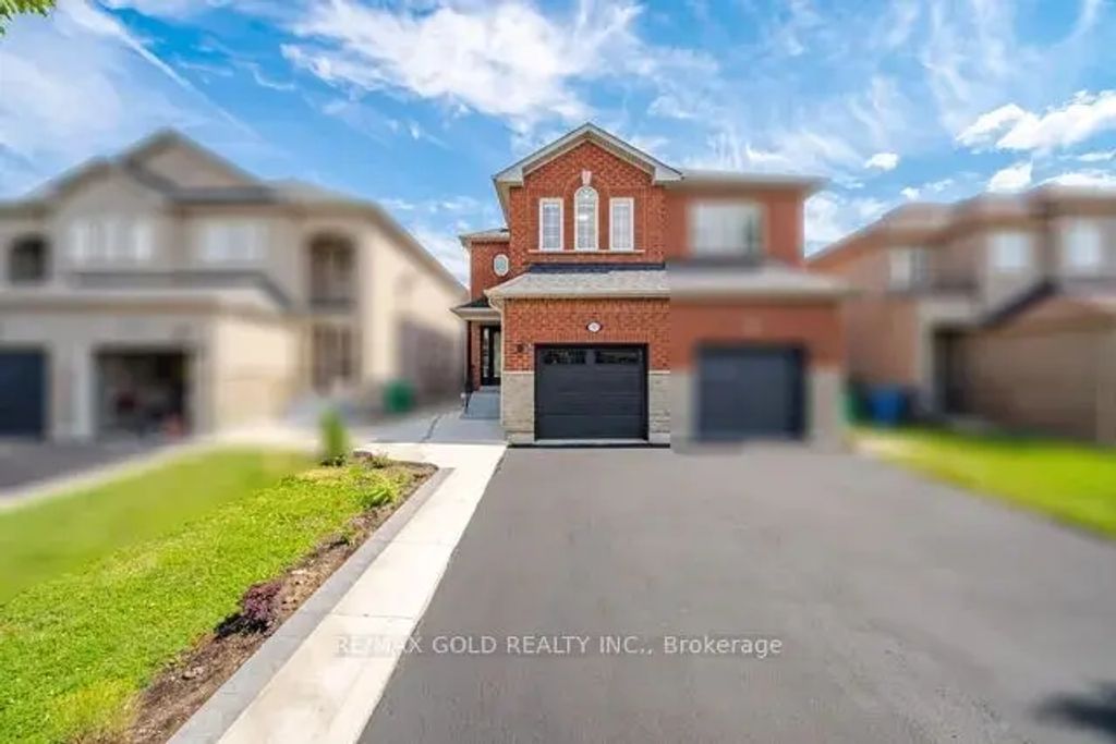 7334 Lowville Heights, Mississauga