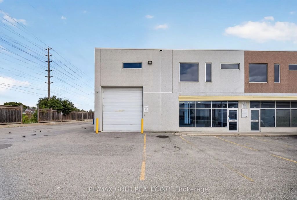 101 Westmore Drive 113, Toronto W10