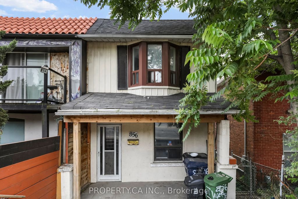 856 Weston Road, Toronto W03