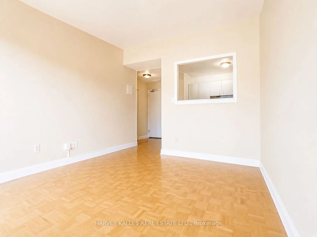 80 Blackfriar Avenue 305, Toronto W09