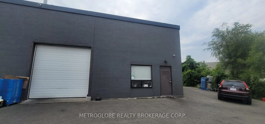 16 Sheffield Street 8, Toronto W04