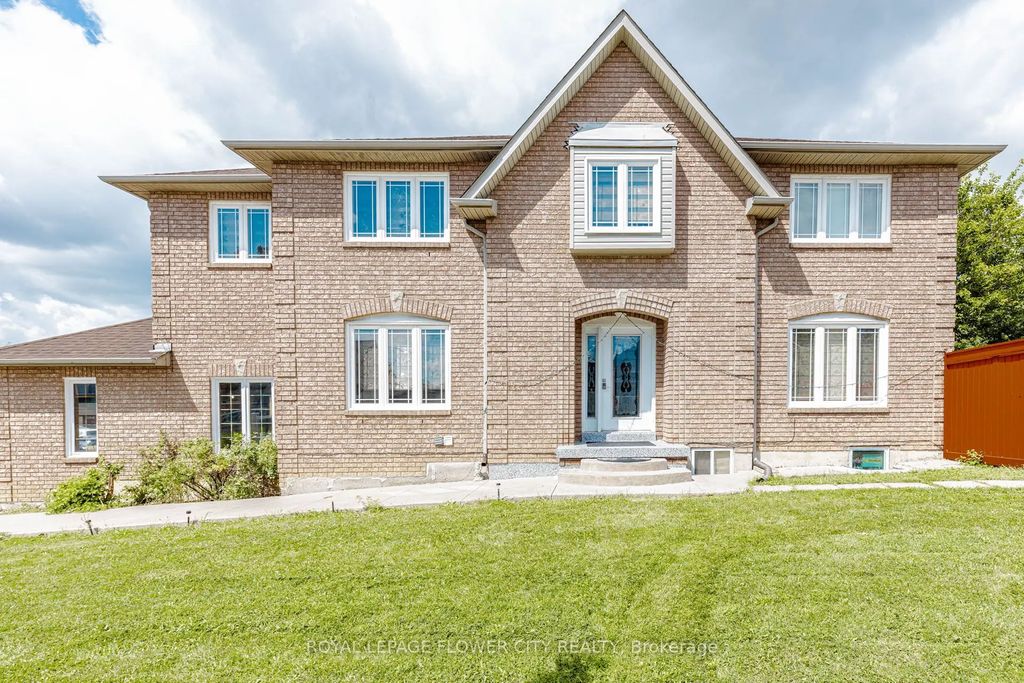 14 Canarvan Court, Brampton
