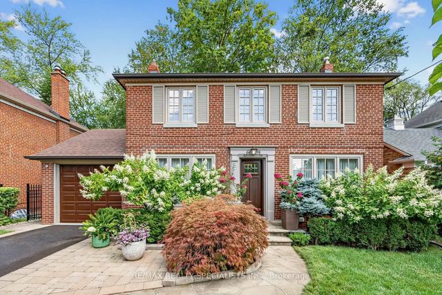 1211 Royal York Road, Toronto W08
