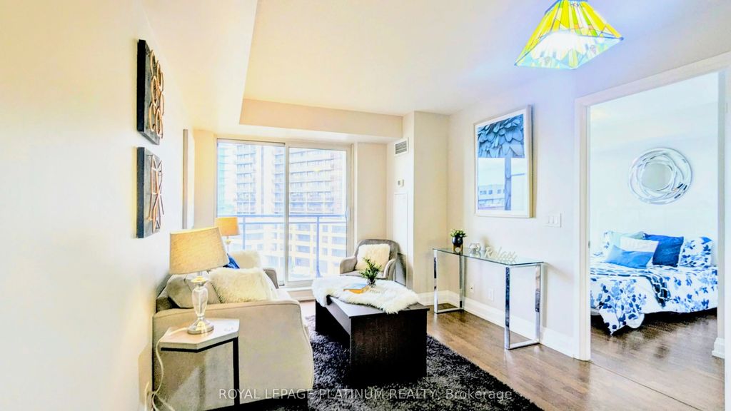 1070 Sheppard Avenue W 503, Toronto W05