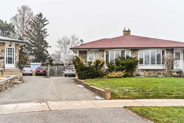 19 Beckenham Court, Toronto W08