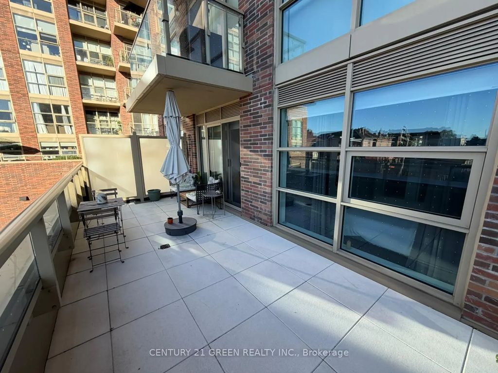 1787 St. Clair Avenue W 201, Toronto W03