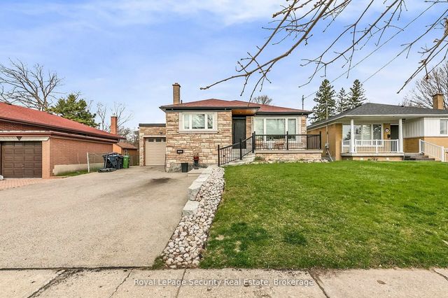 251 Thistle Down Boulevard, Toronto W10