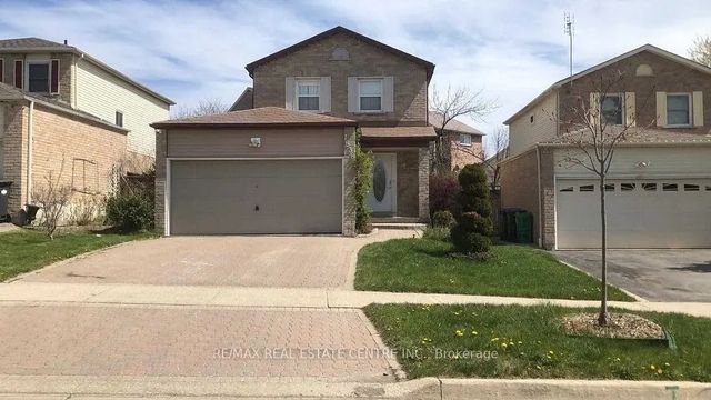 1538 Cuthbert Avenue, Mississauga