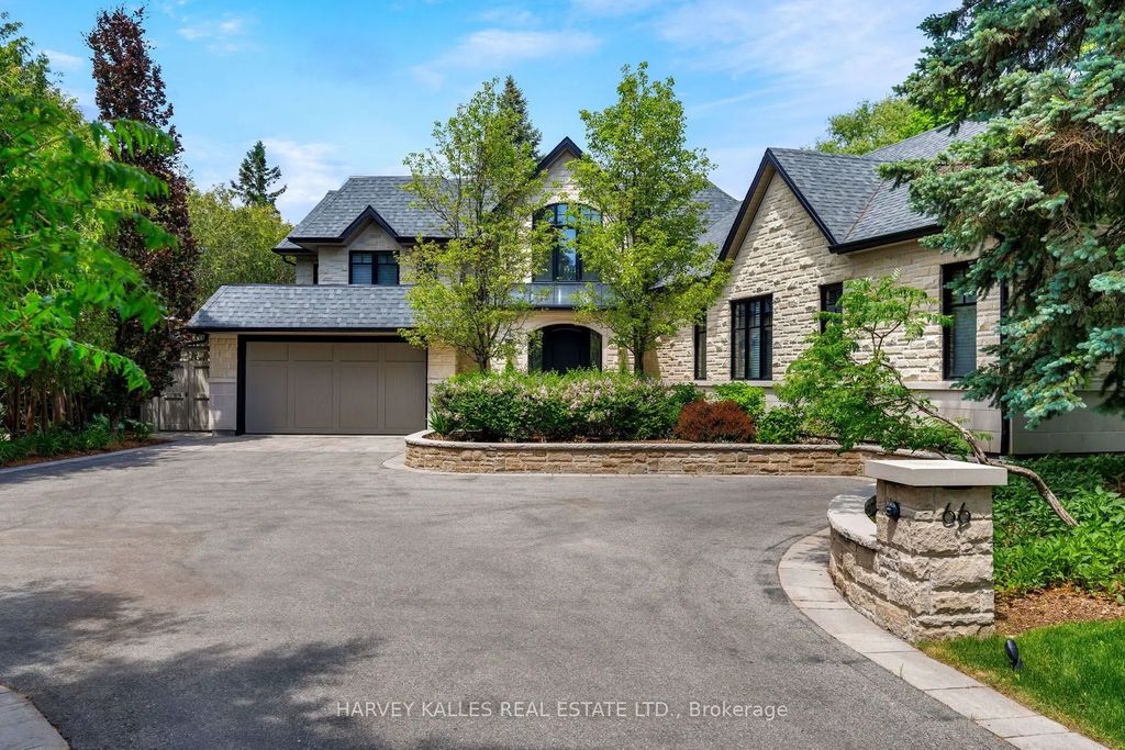 66 Thorncrest Road, Toronto W08