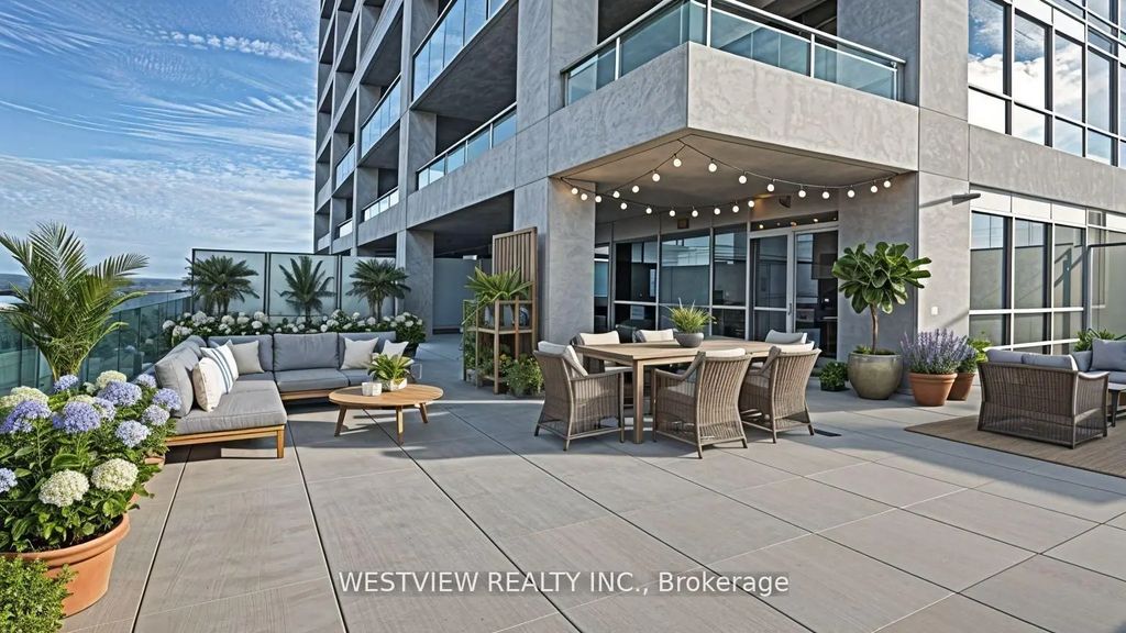 16 Brookers Lane 405, Toronto W06