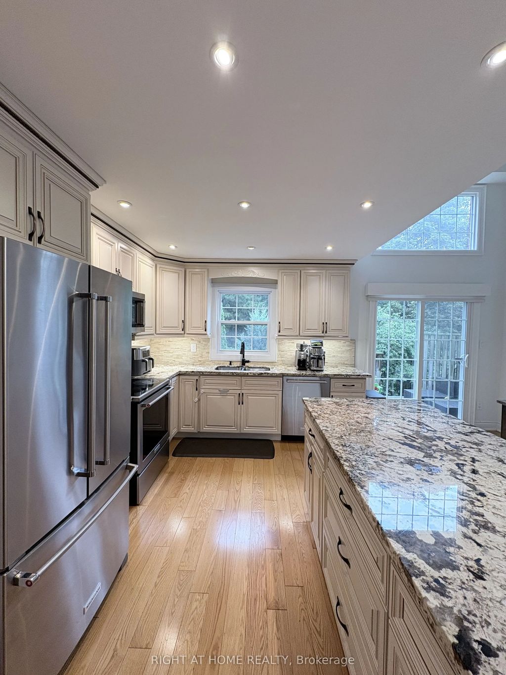 2 Stornwood Court, Brampton