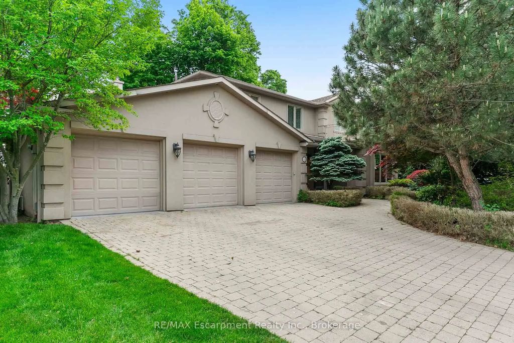 2372 Carrington Place, Oakville