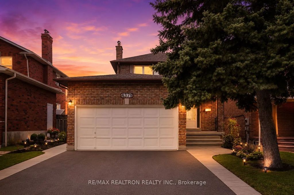 4379 Radisson Crescent, Mississauga