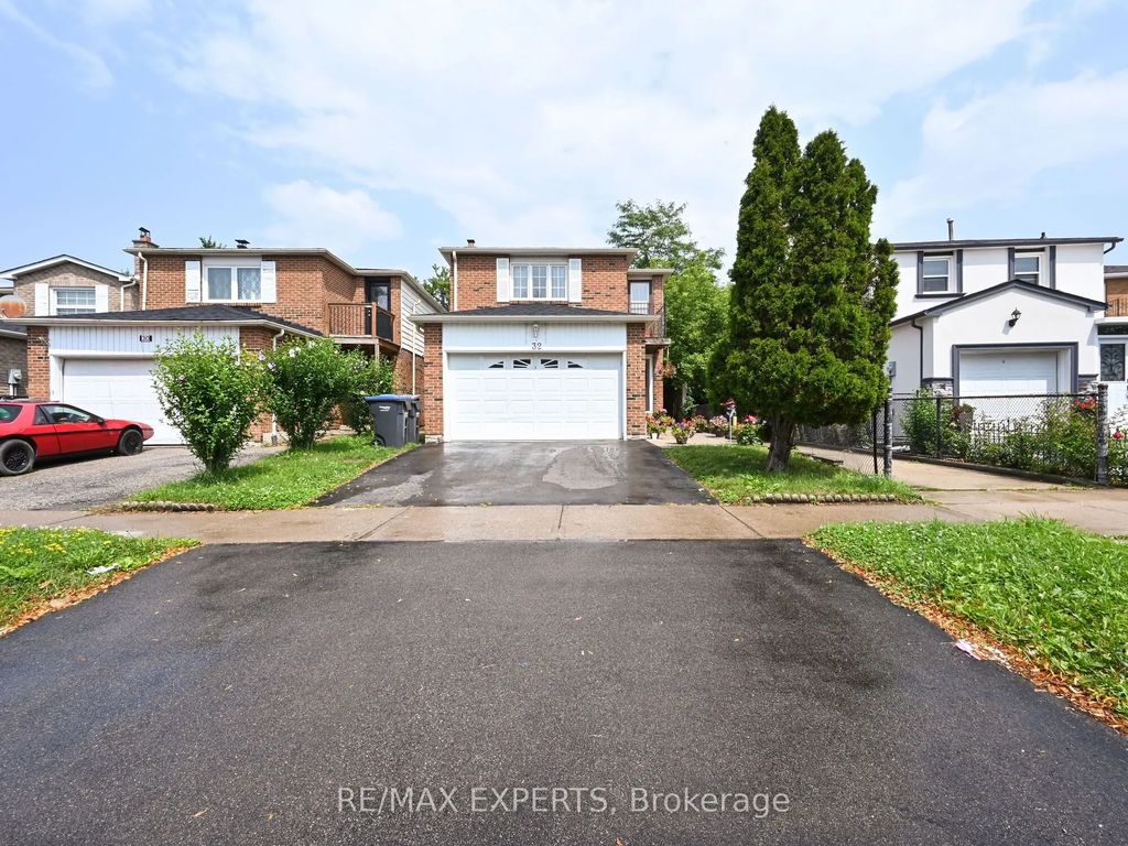 32 Morton Way, Brampton