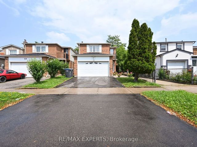 32 Morton Way, Brampton