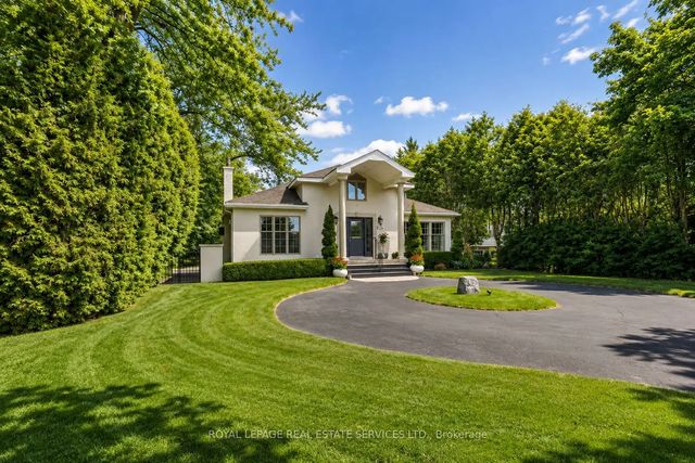 3423 Lakeshore Road, Burlington