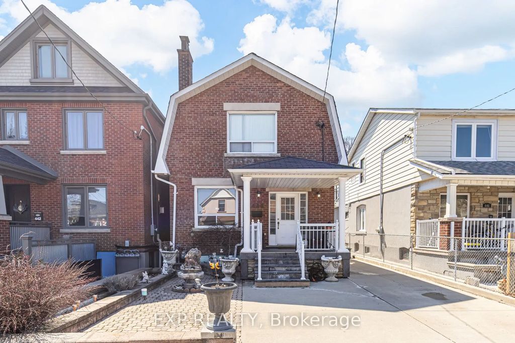 444 Maybank Avenue, Toronto W02
