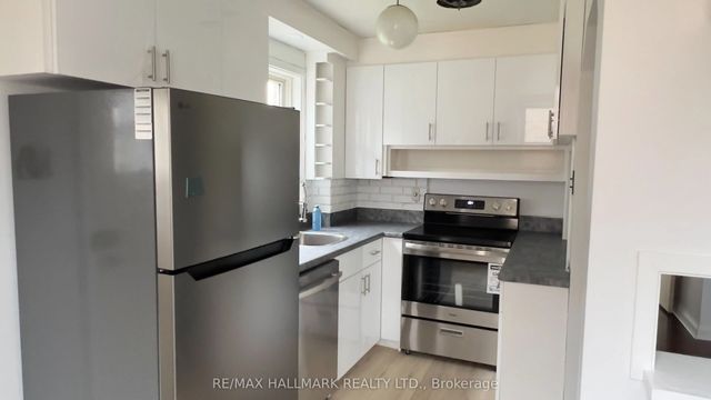 10 Adele Avenue, Toronto W05