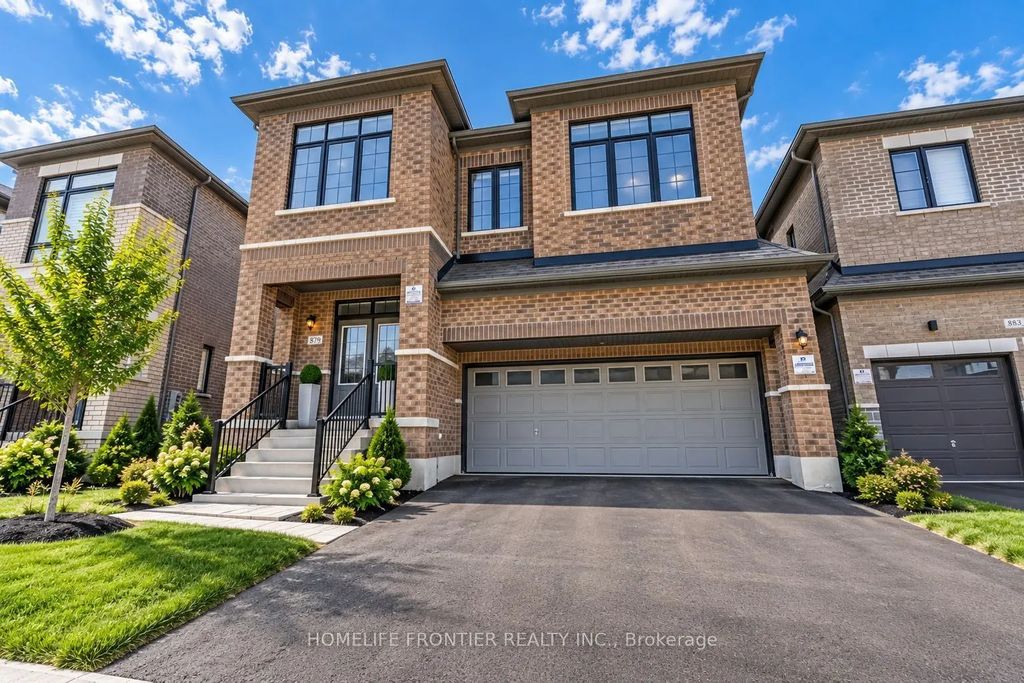 879 Plum Place, Milton