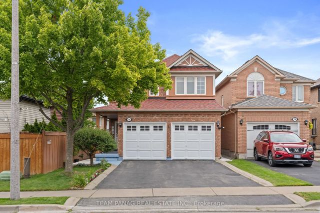 26 Narrow Valley Crescent, Brampton